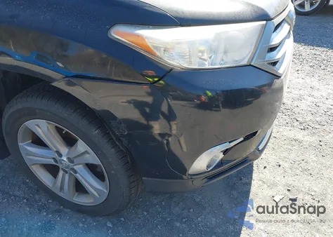 2013 Toyota Highlander Limited V6 z USA, uszkodzony, nr VIN 5TDDK3EH6DS243066